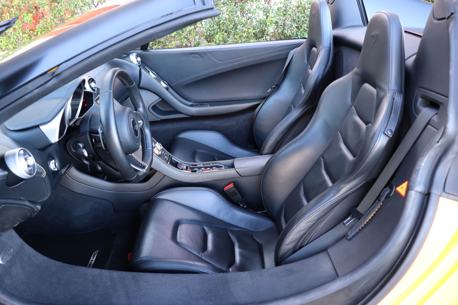 Used-2014-McLaren-MP4-12C-Spider