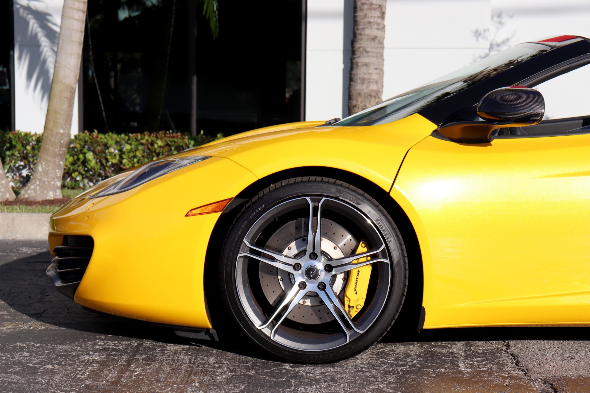 Used-2014-McLaren-MP4-12C-Spider