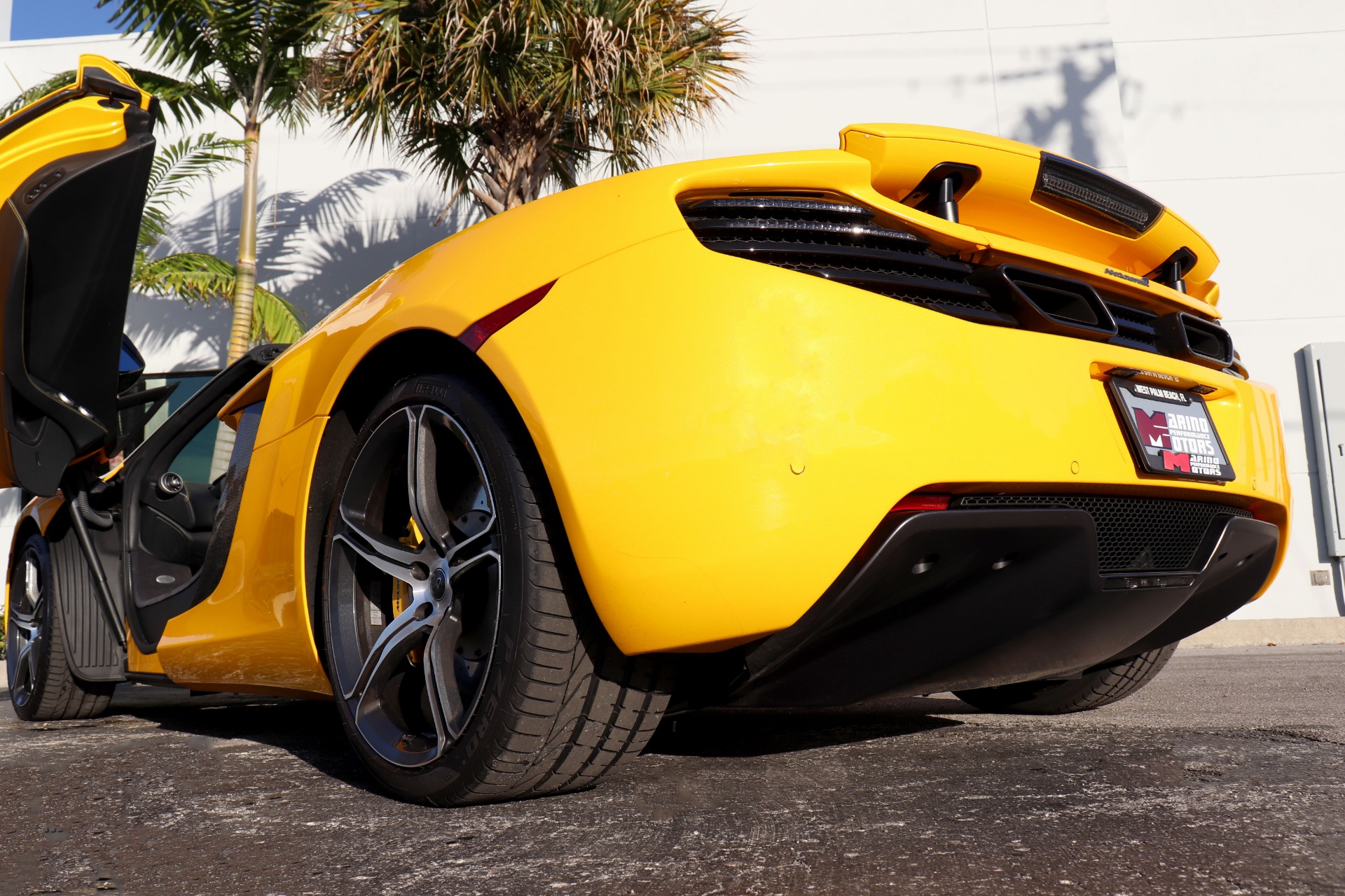 Used-2014-McLaren-MP4-12C-Spider