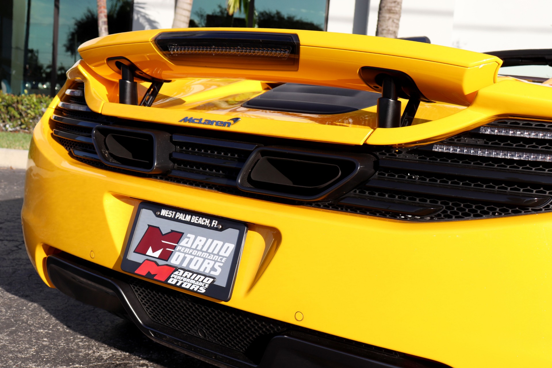 Used-2014-McLaren-MP4-12C-Spider