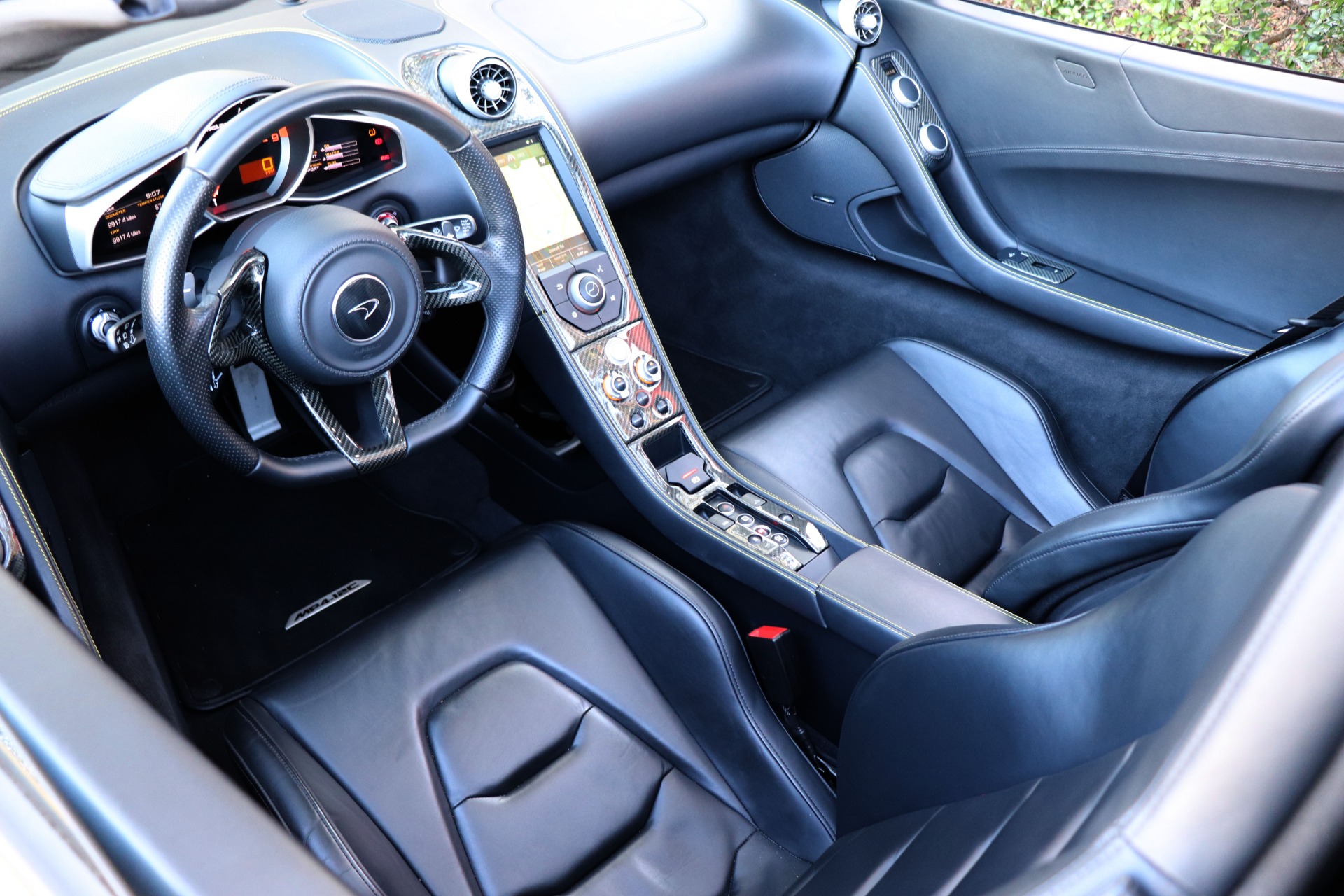 Used-2014-McLaren-MP4-12C-Spider