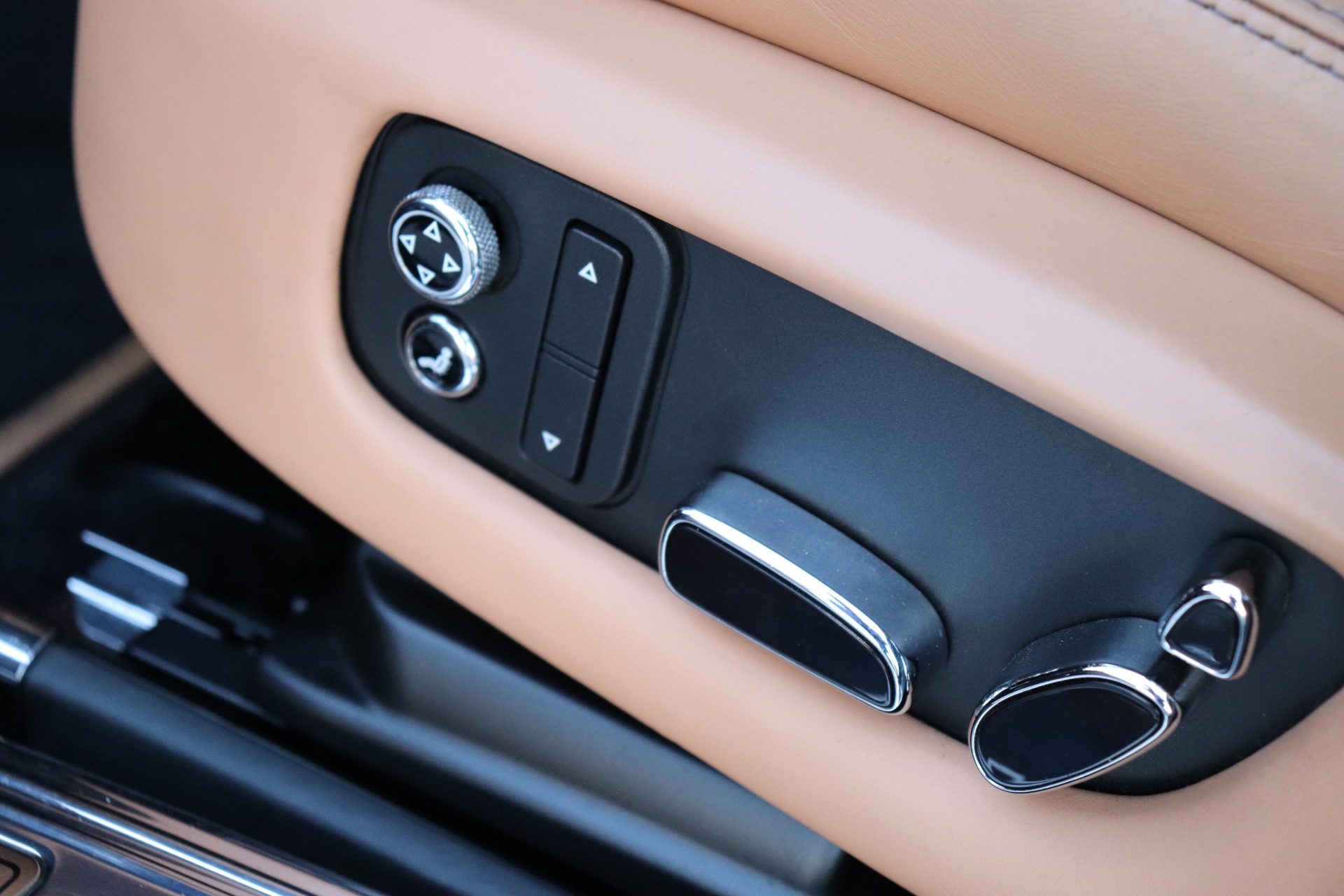 Used-2013-Bentley-Mulsanne