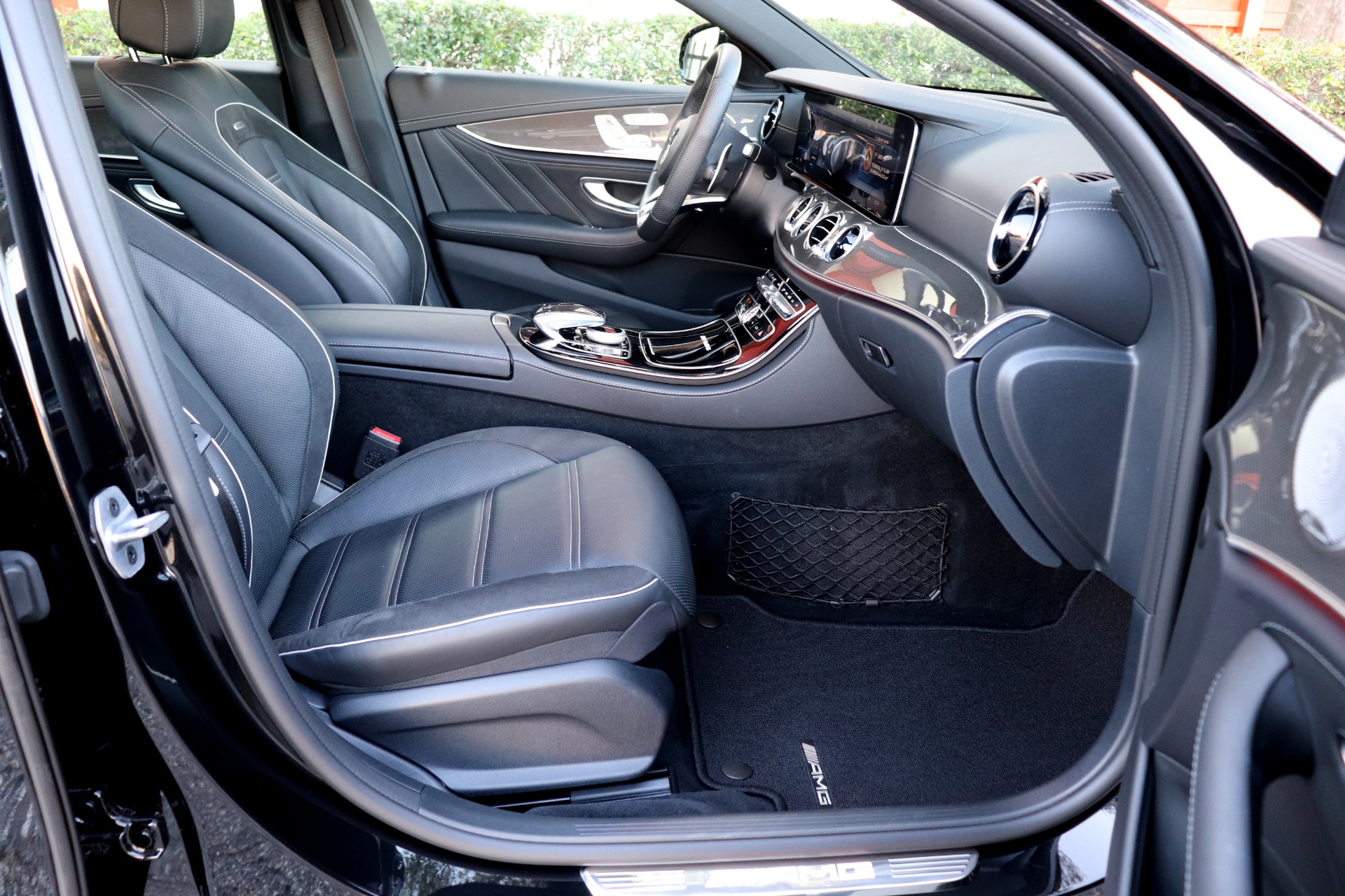 Used-2019-Mercedes-Benz-E-Class-AMG-E-63-S