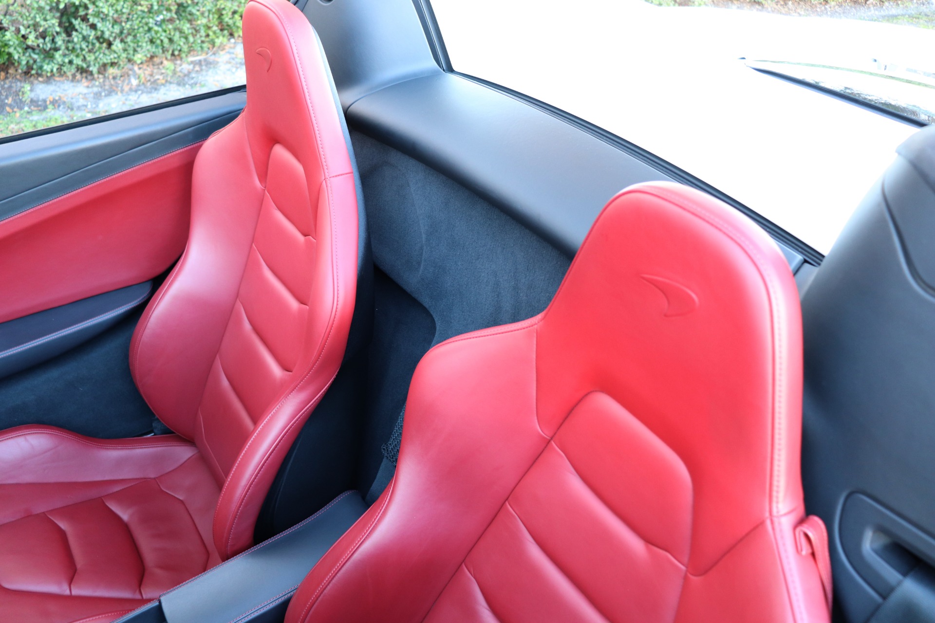 Used-2015-McLaren-650S-Spider