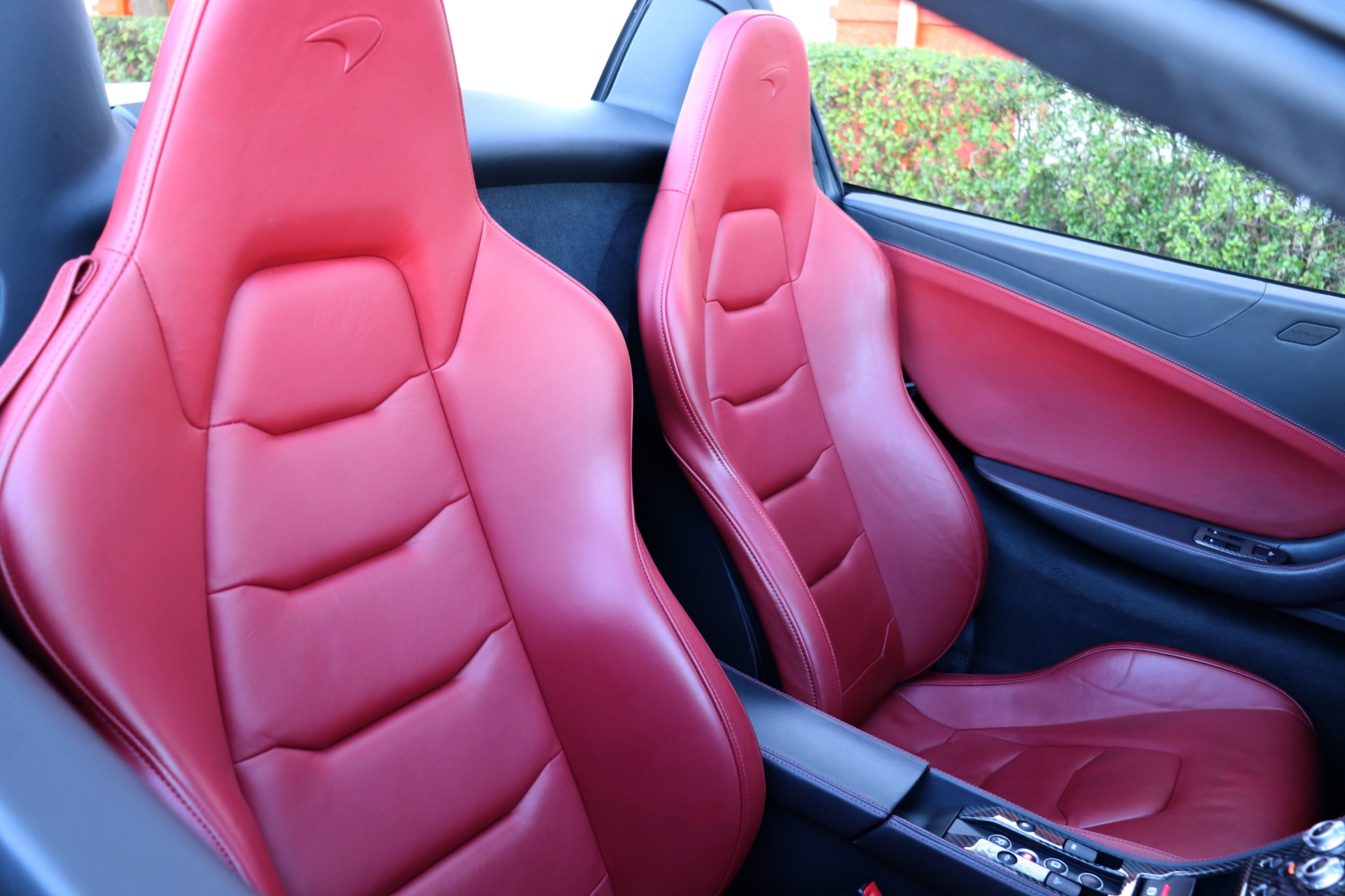 Used-2015-McLaren-650S-Spider