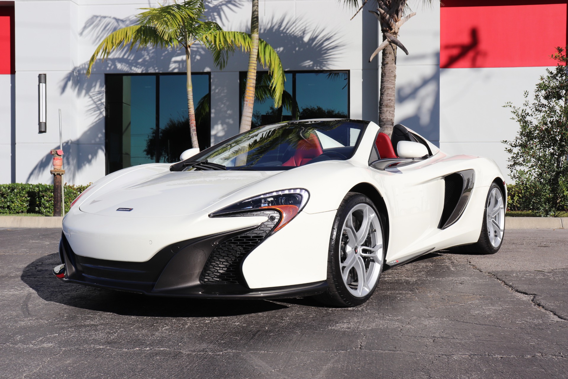 Used-2015-McLaren-650S-Spider