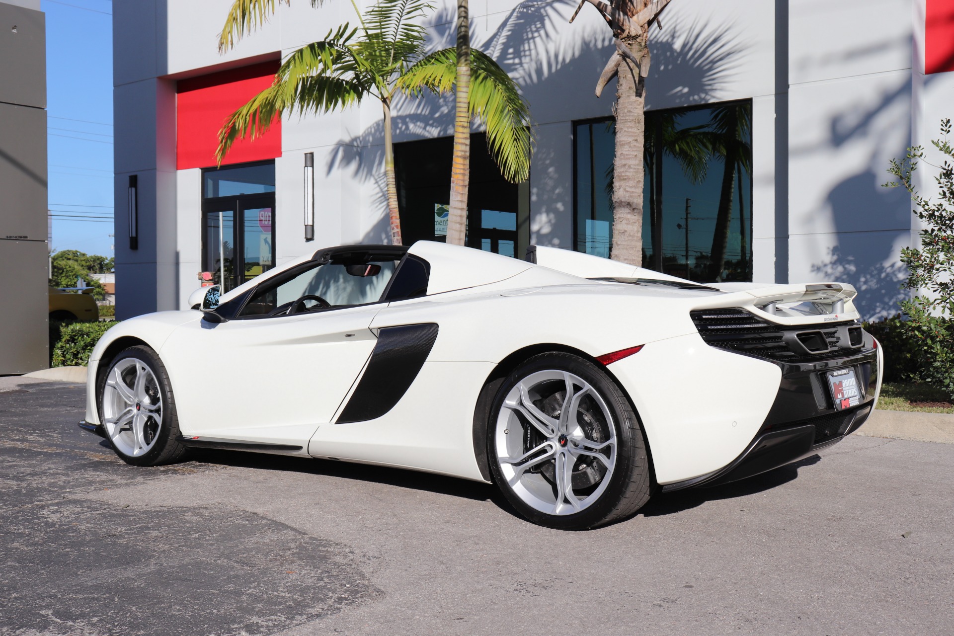 Used-2015-McLaren-650S-Spider