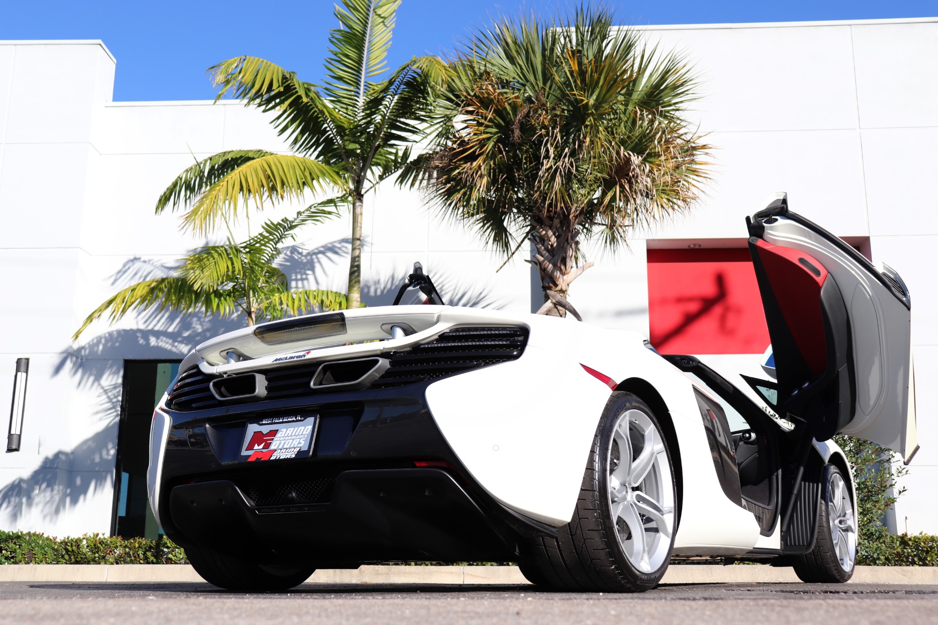 Used-2015-McLaren-650S-Spider