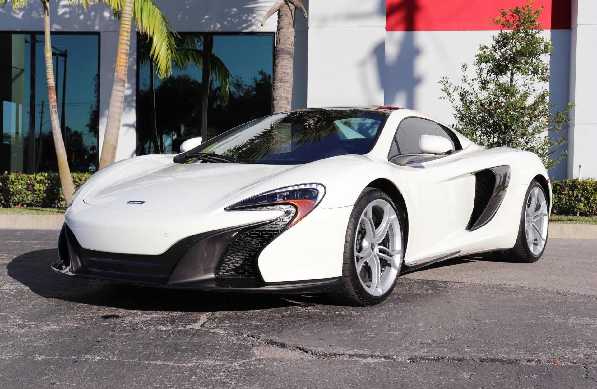 Used-2015-McLaren-650S-Spider