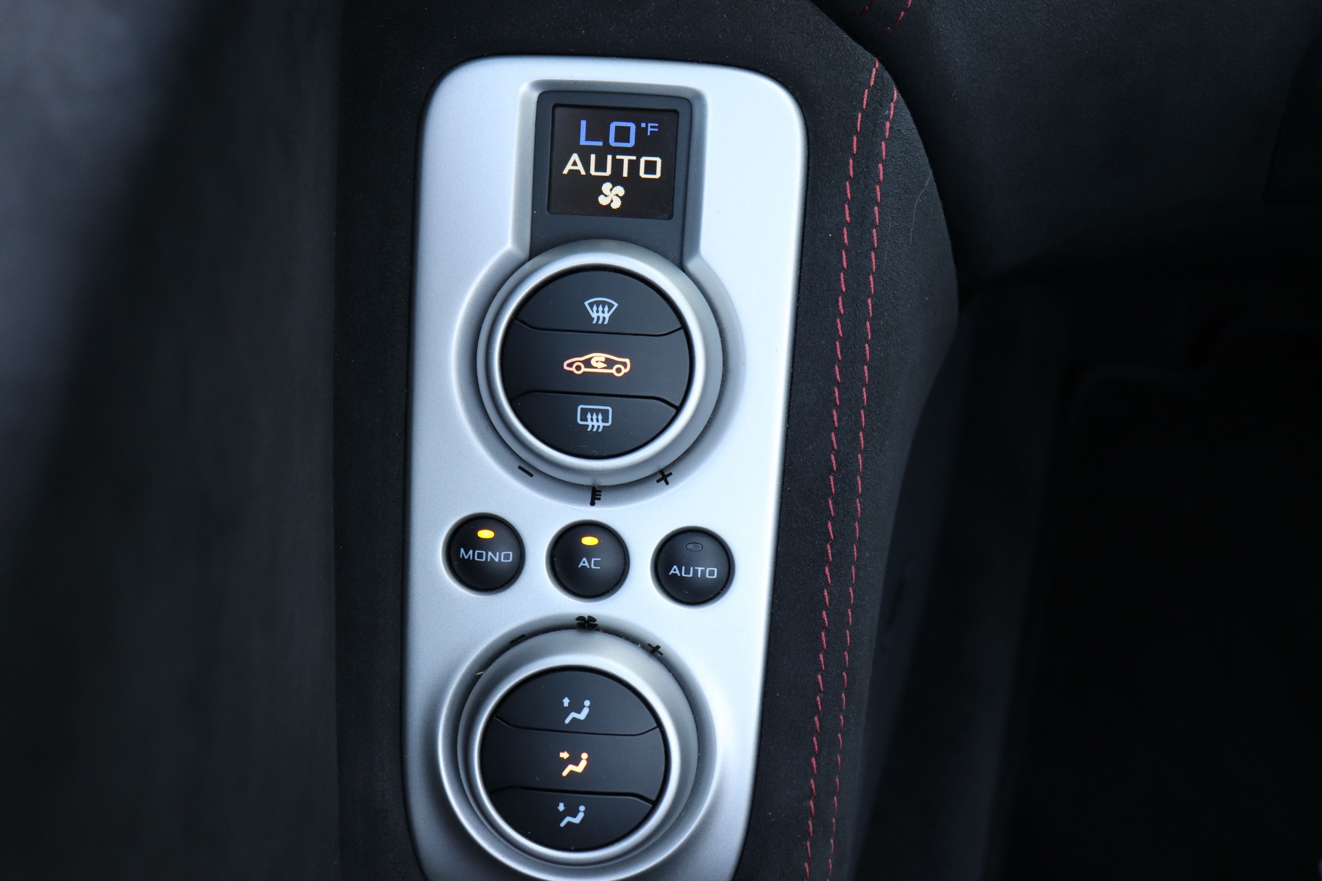 Used-2015-McLaren-650S-Spider