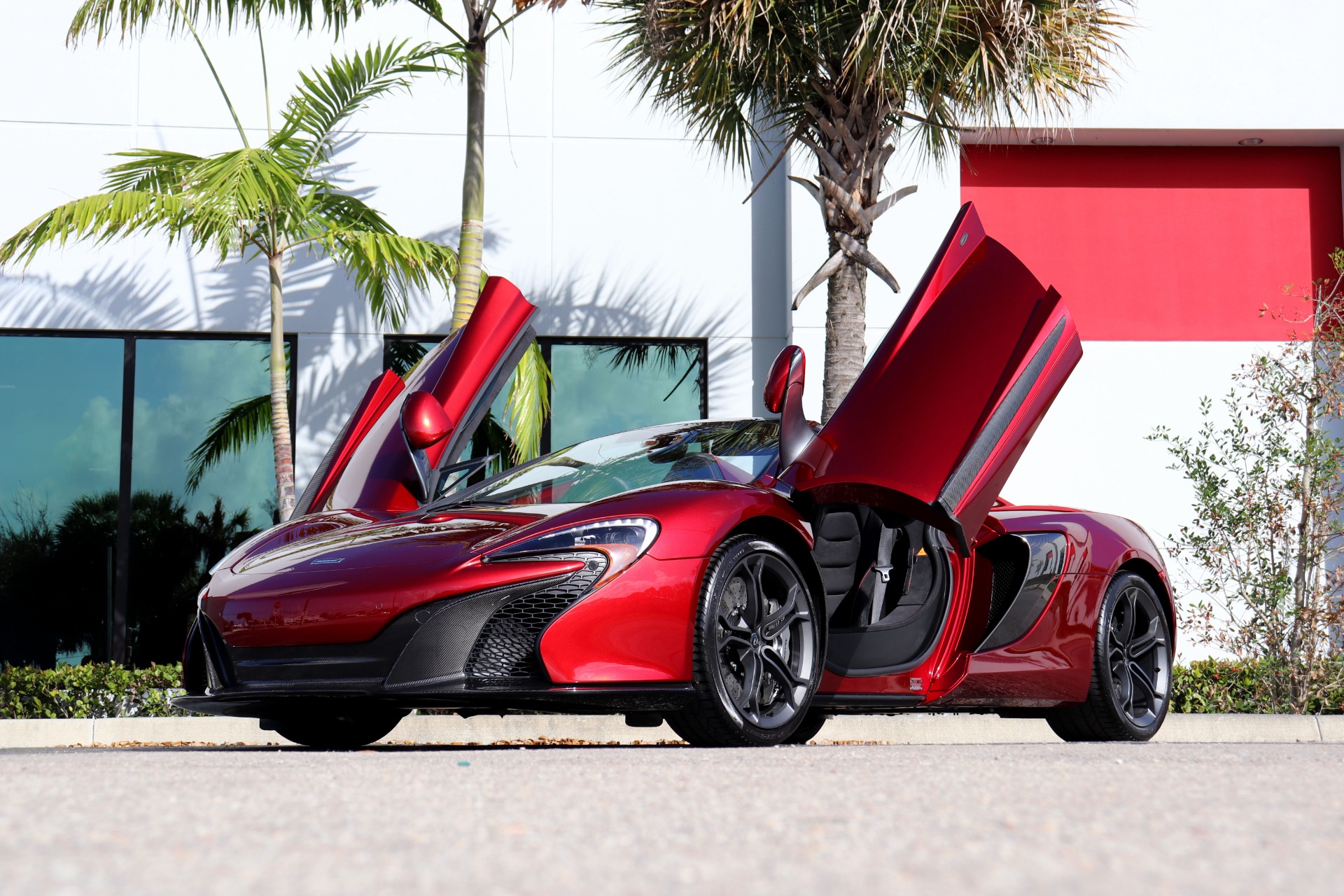 Used-2015-McLaren-650S-Spider