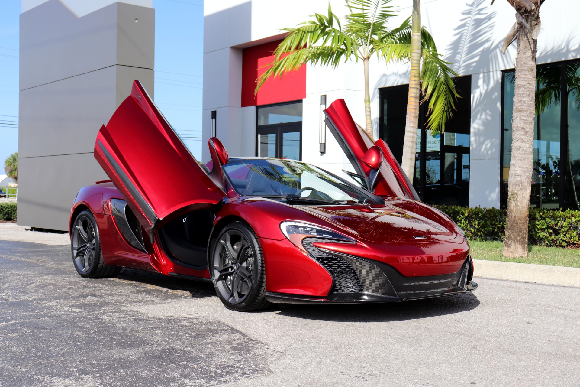 Used-2015-McLaren-650S-Spider