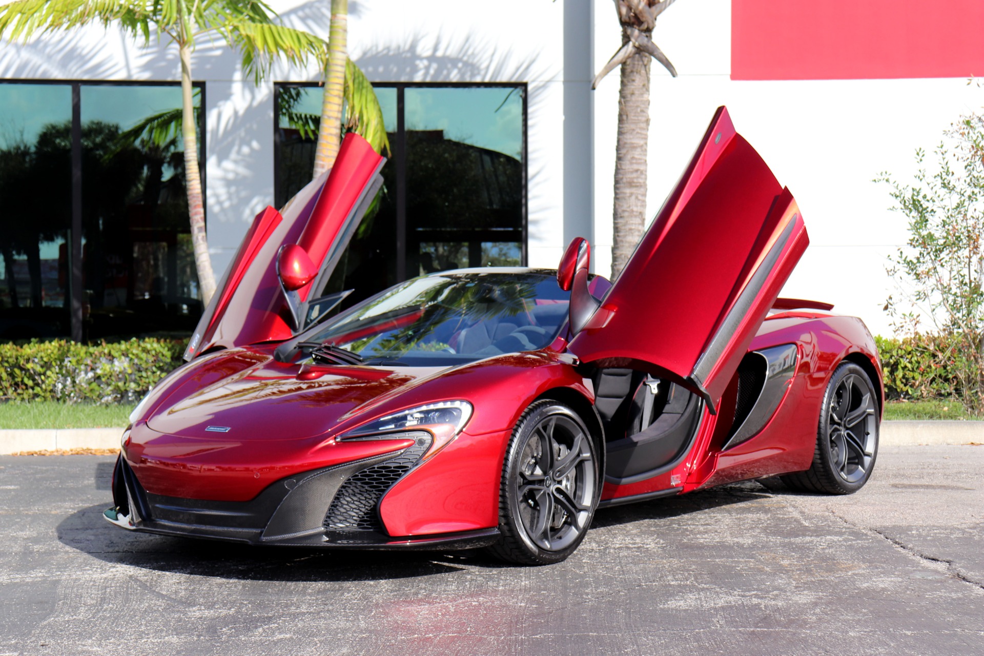 Used-2015-McLaren-650S-Spider