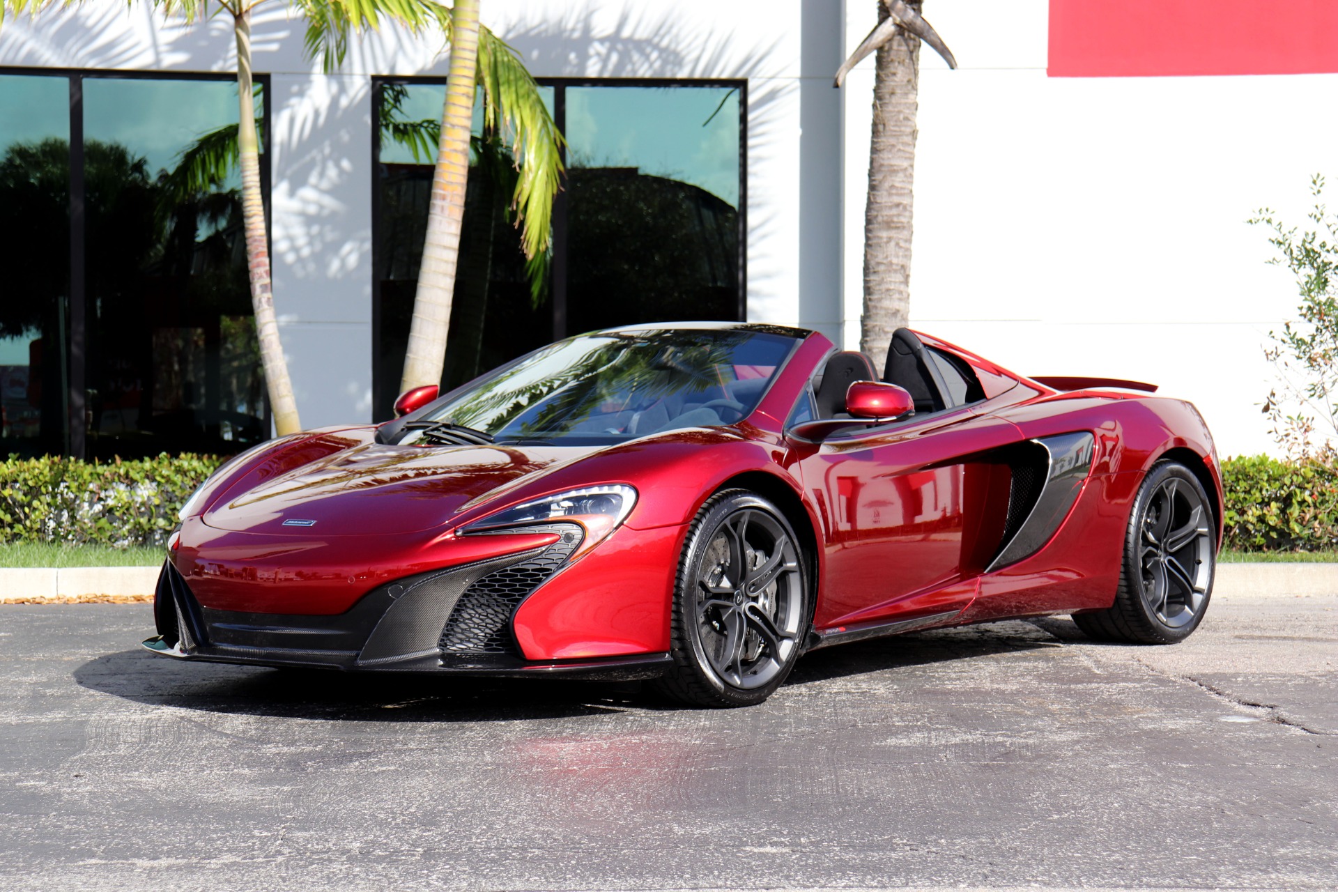 Used-2015-McLaren-650S-Spider