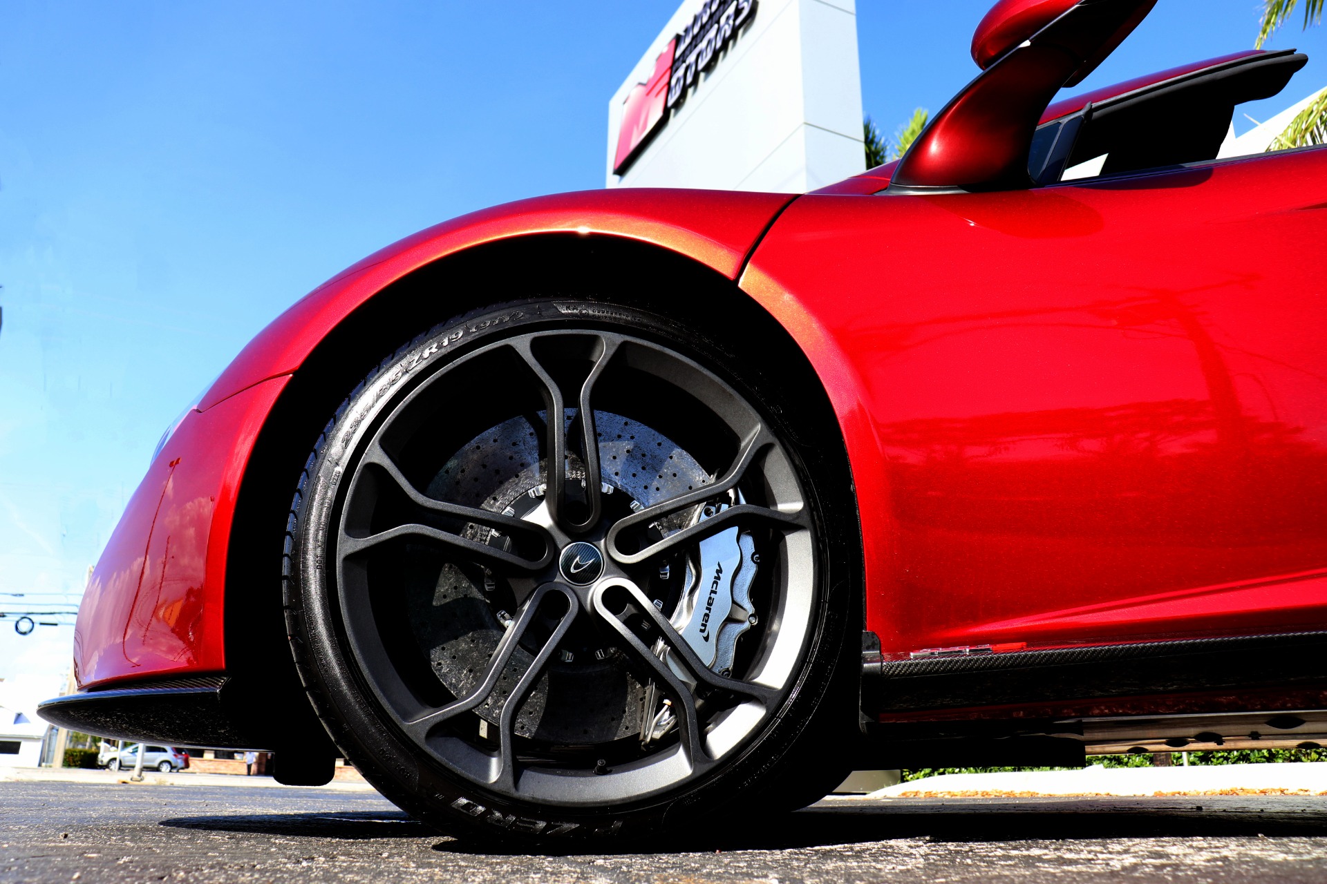 Used-2015-McLaren-650S-Spider