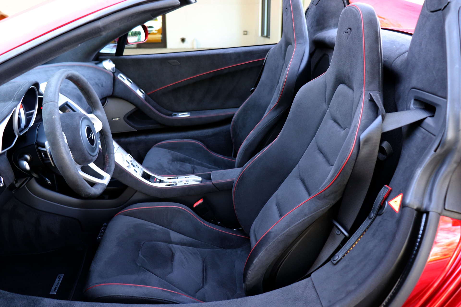 Used-2015-McLaren-650S-Spider