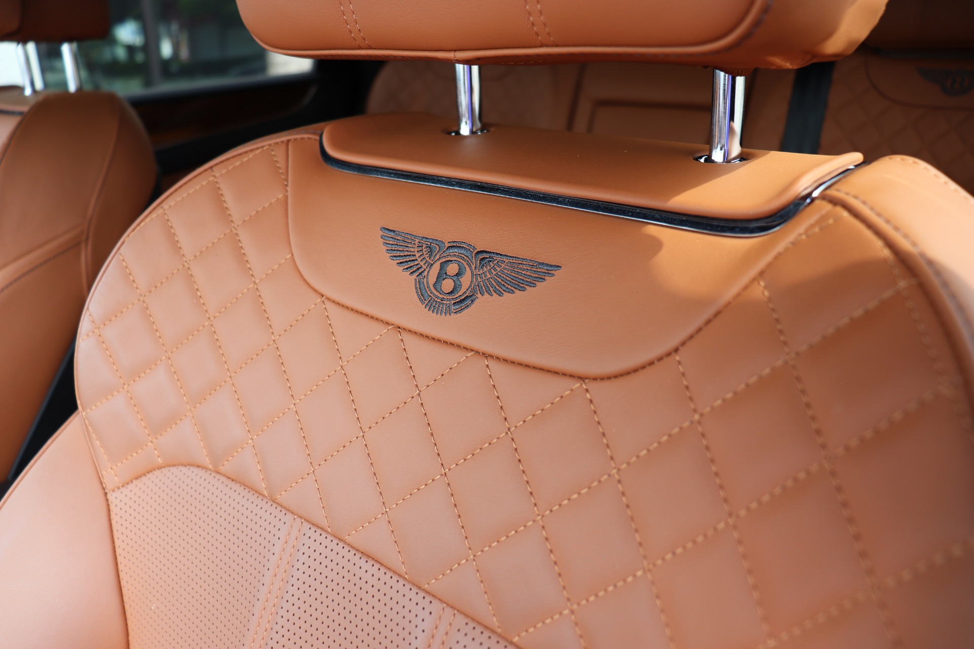 Used-2018-Bentley-Bentayga-W12-Signature-Edition