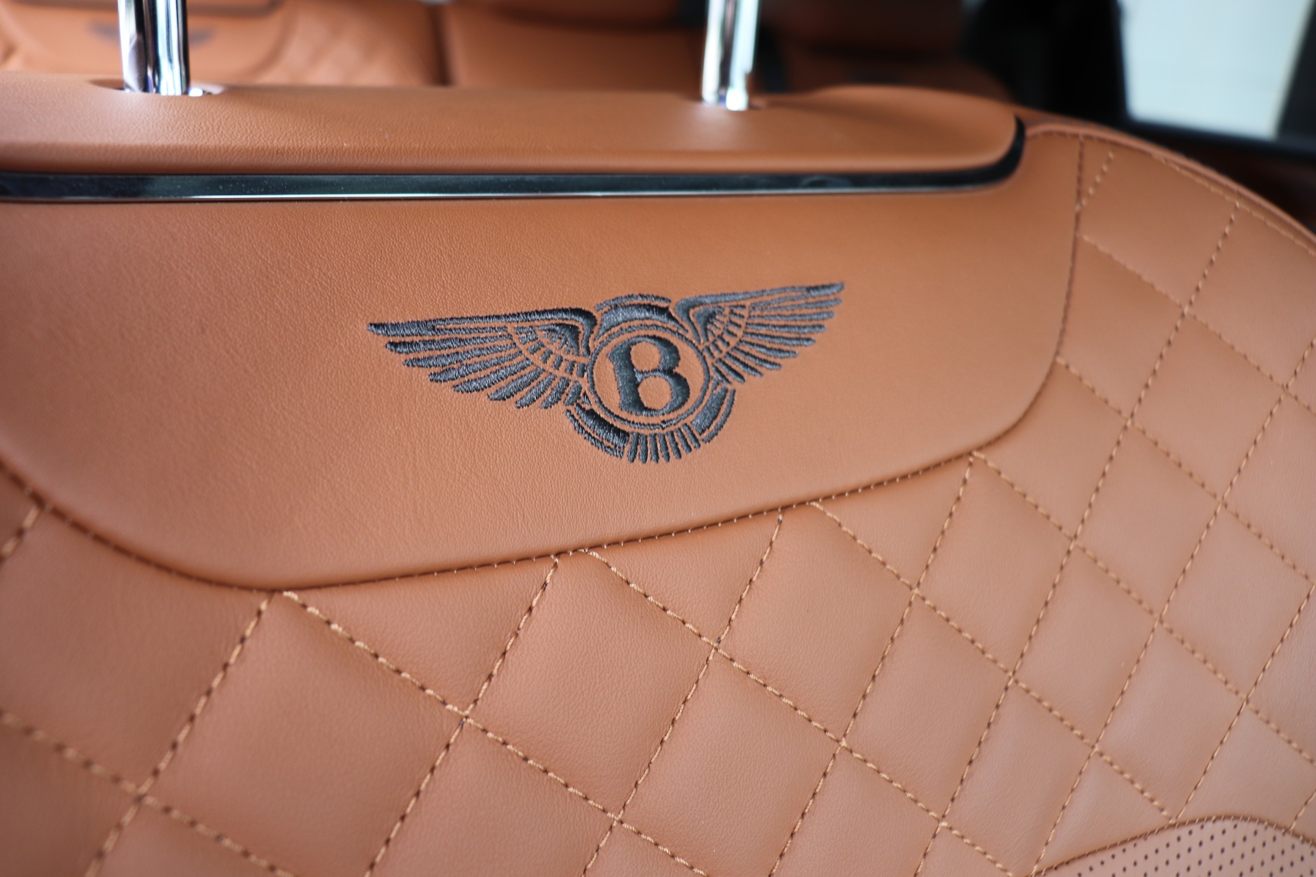 Used-2018-Bentley-Bentayga-W12-Signature-Edition