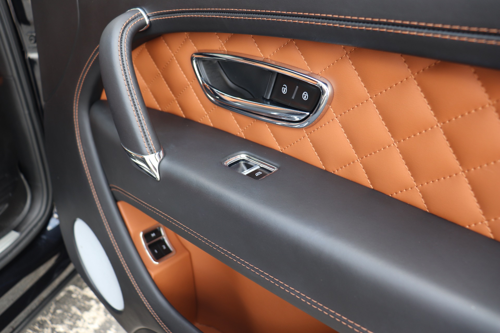 Used-2018-Bentley-Bentayga-W12-Signature-Edition