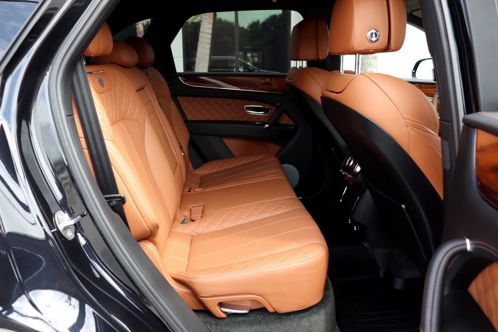 Used-2018-Bentley-Bentayga-W12-Signature-Edition