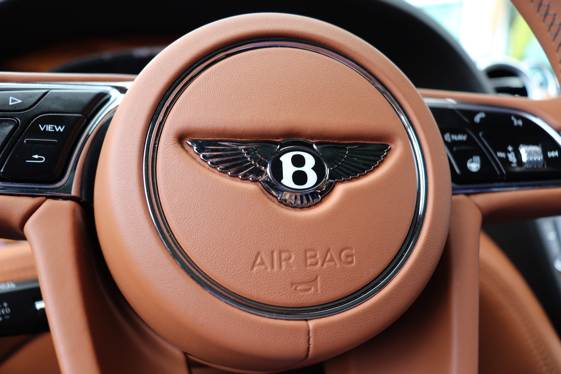Used-2018-Bentley-Bentayga-W12-Signature-Edition