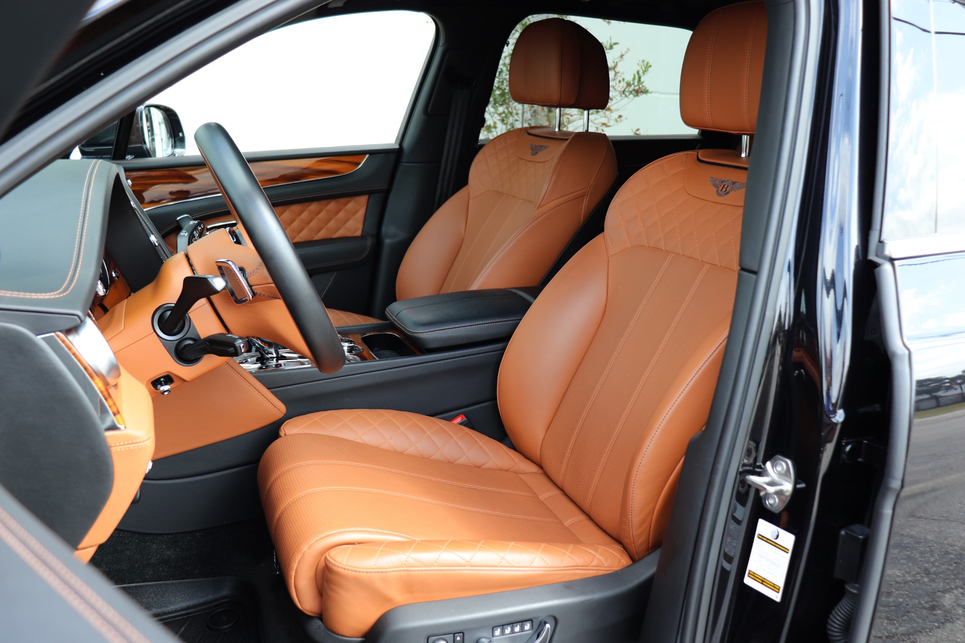 Used-2018-Bentley-Bentayga-W12-Signature-Edition