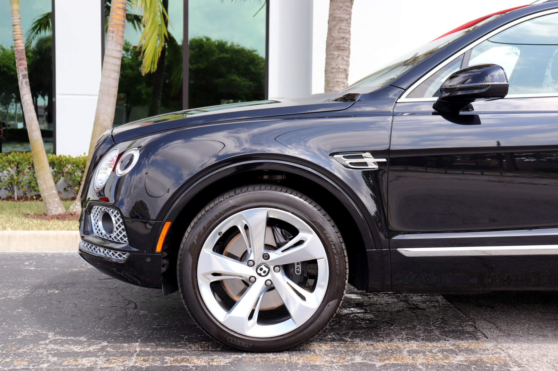 Used-2018-Bentley-Bentayga-W12-Signature-Edition