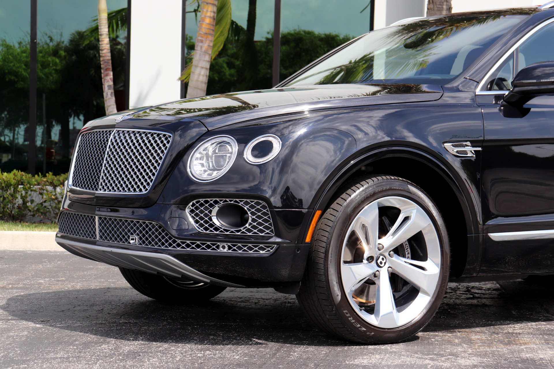 Used-2018-Bentley-Bentayga-W12-Signature-Edition