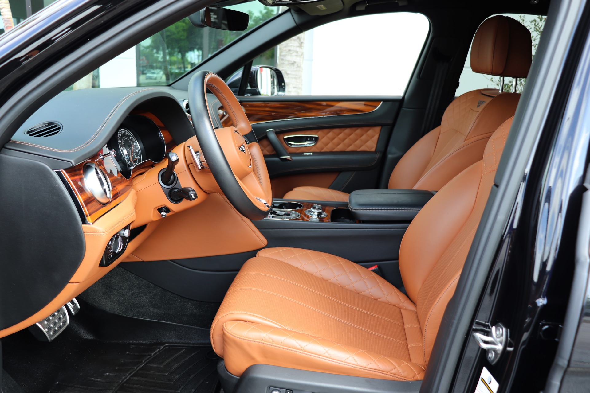 Used-2018-Bentley-Bentayga-W12-Signature-Edition