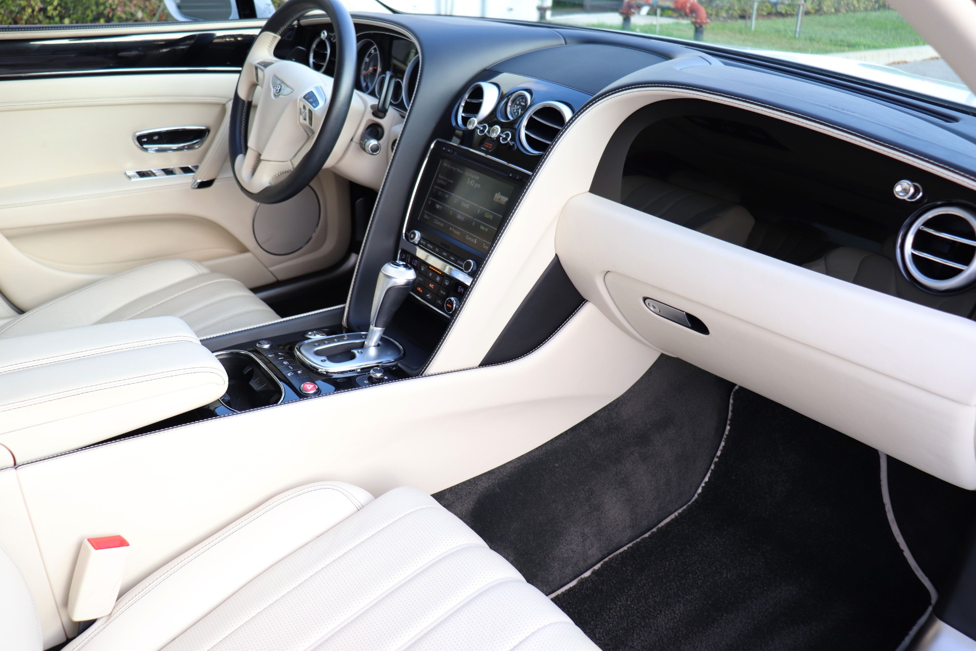 Used-2014-Bentley-Flying-Spur