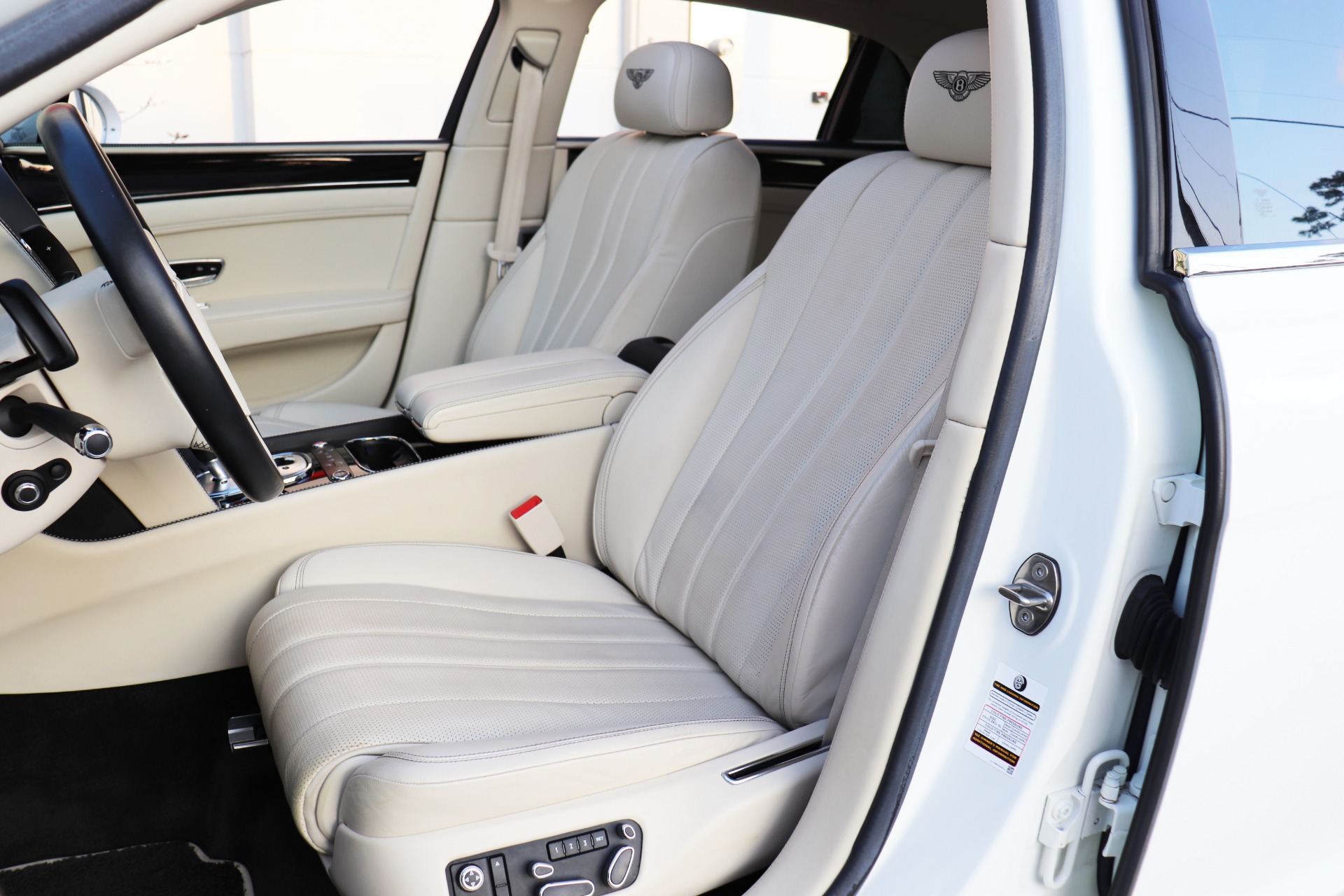 Used-2014-Bentley-Flying-Spur