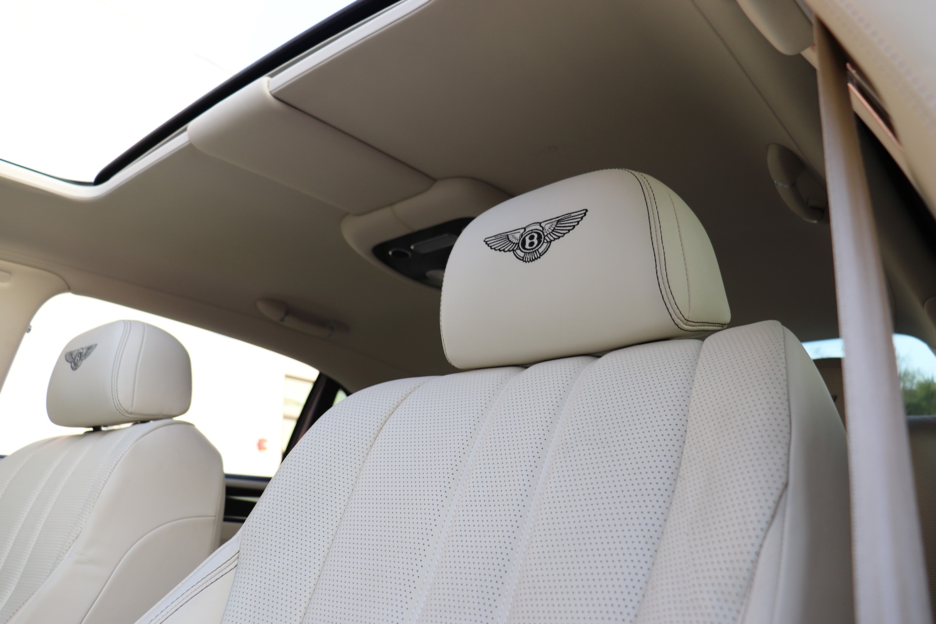 Used-2014-Bentley-Flying-Spur