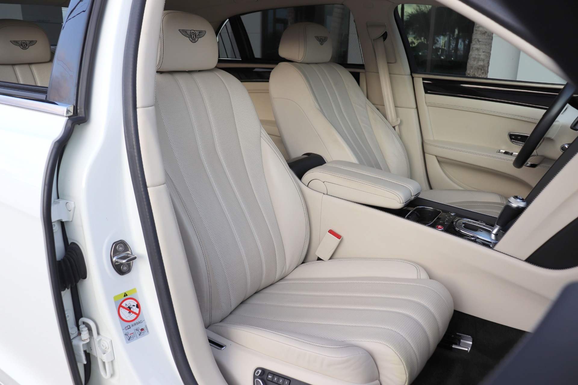 Used-2014-Bentley-Flying-Spur