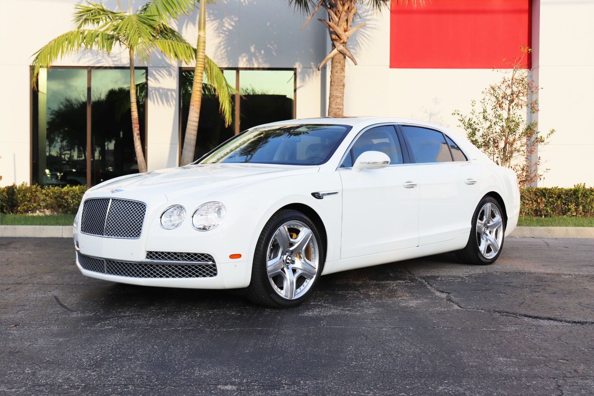 Used-2014-Bentley-Flying-Spur