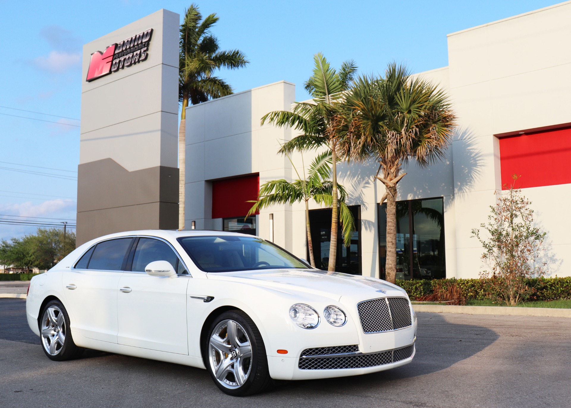 Used-2014-Bentley-Flying-Spur