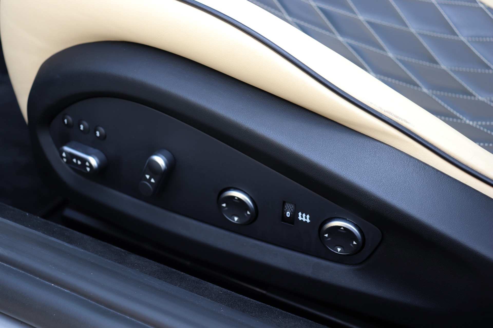 Used-2015-Ferrari-California-T