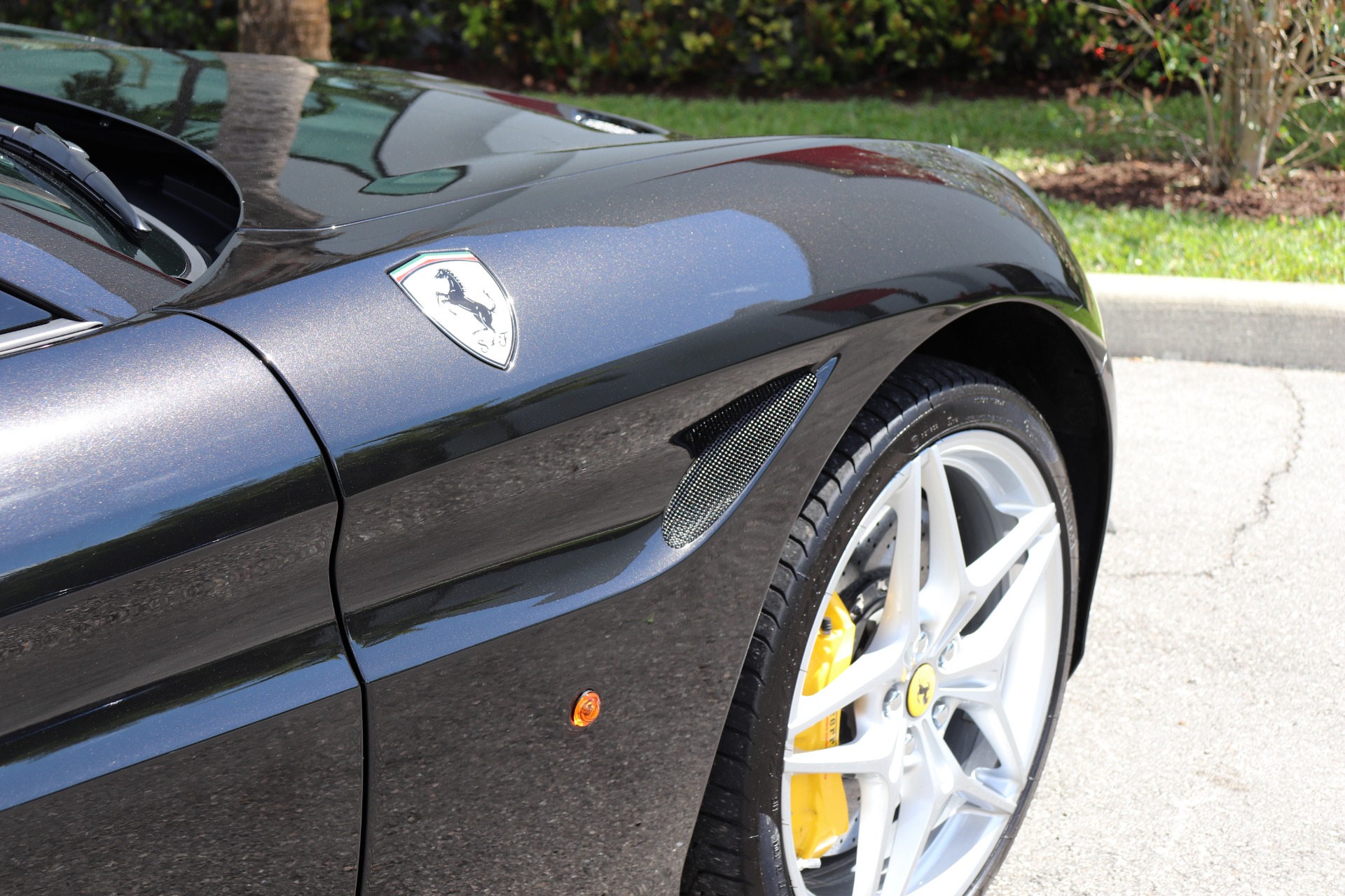 Used-2015-Ferrari-California-T
