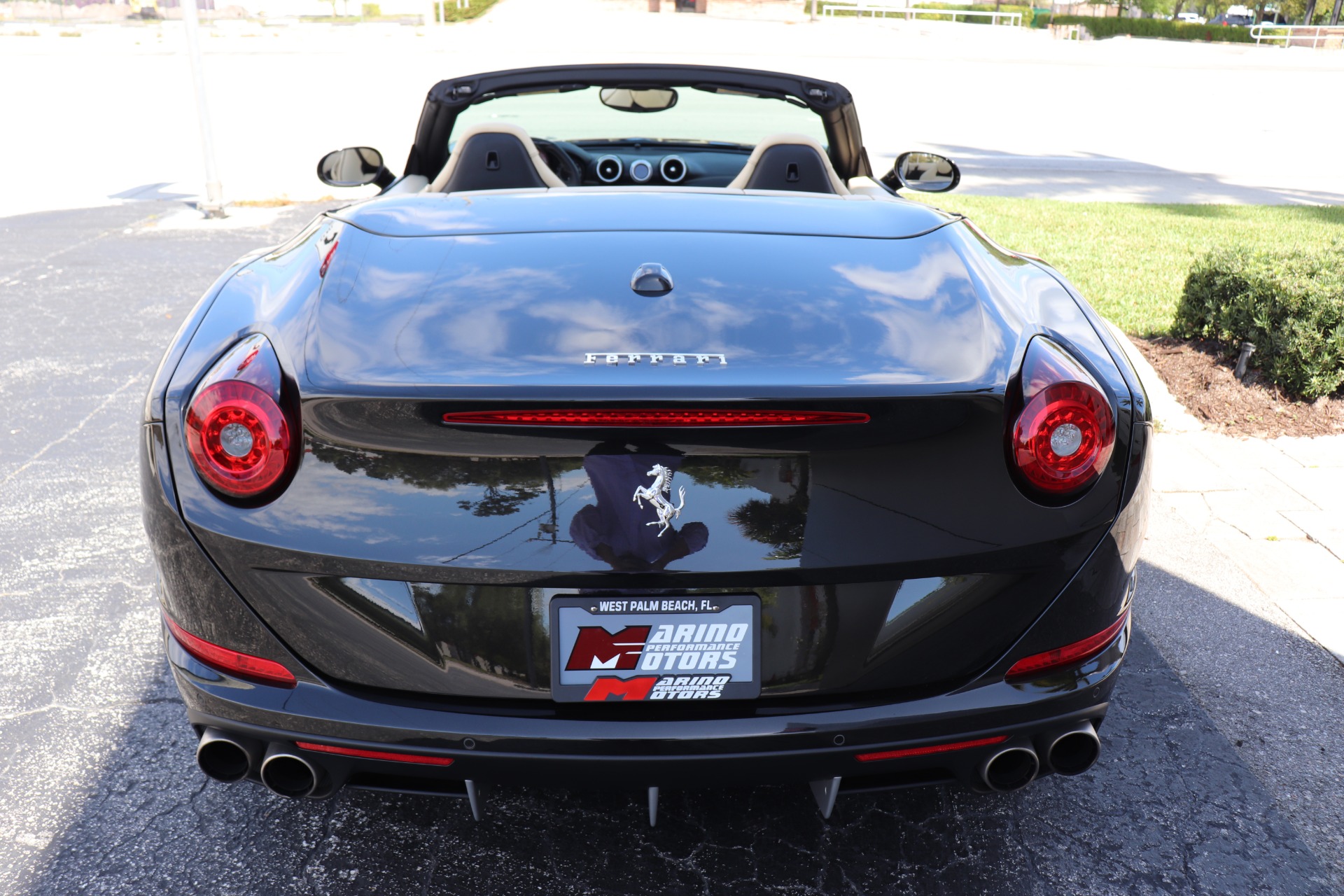 Used-2015-Ferrari-California-T