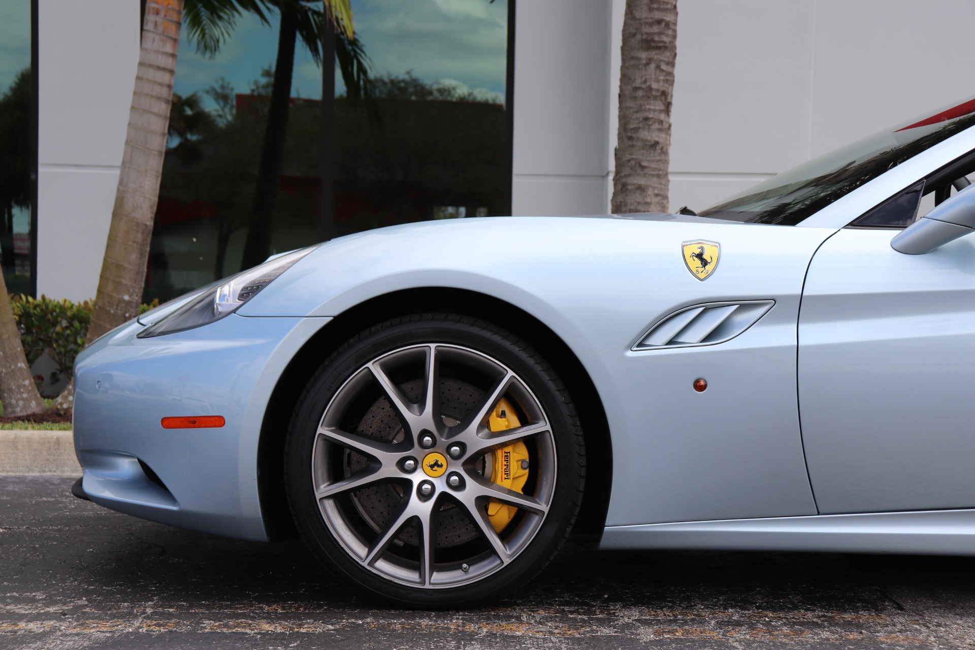 Used-2013-Ferrari-California