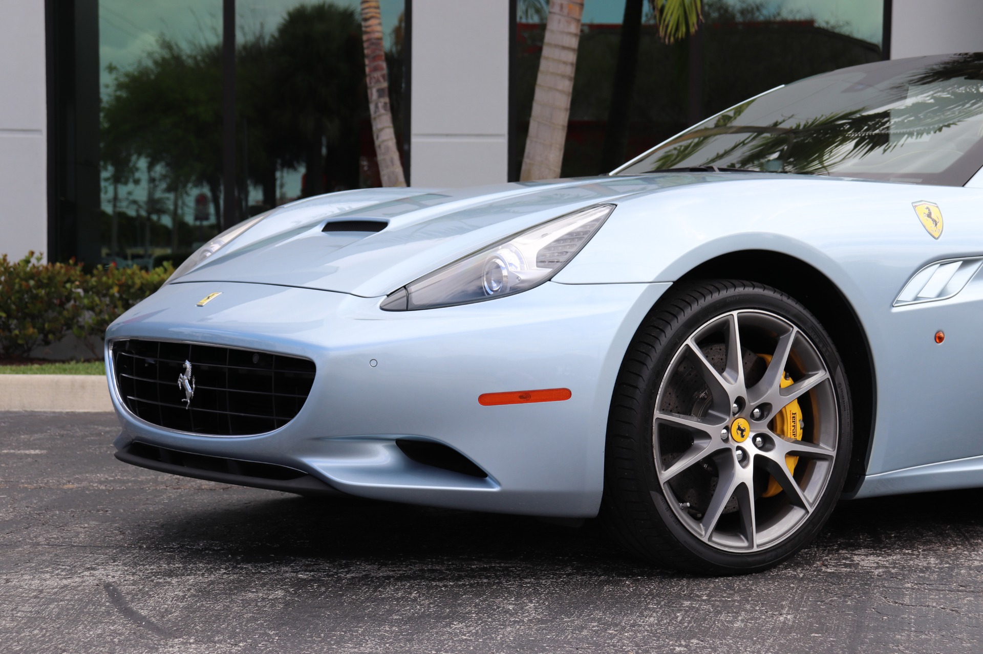 Used-2013-Ferrari-California