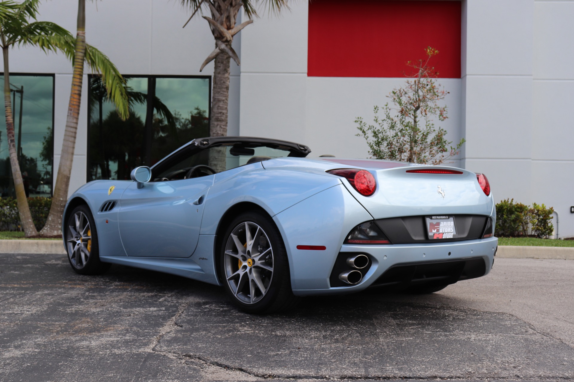 Used-2013-Ferrari-California