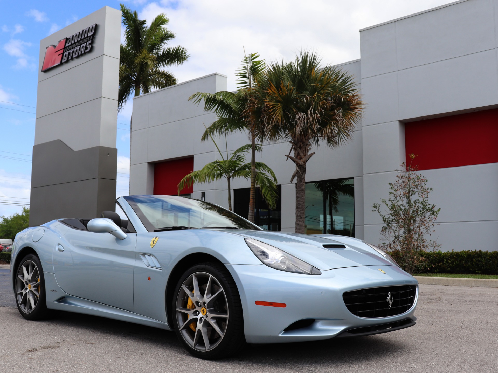 Used-2013-Ferrari-California