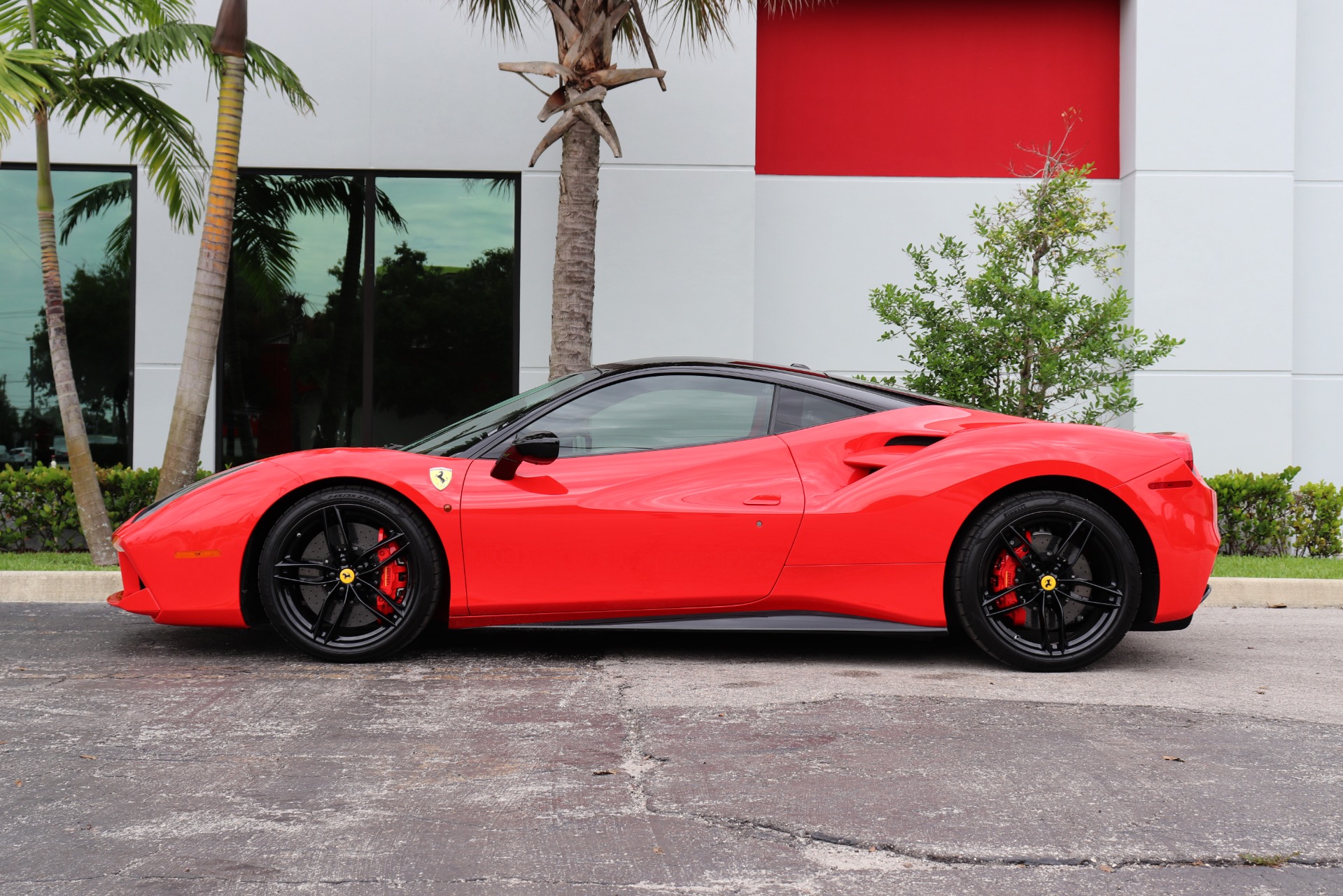 Used-2017-Ferrari-488-GTB