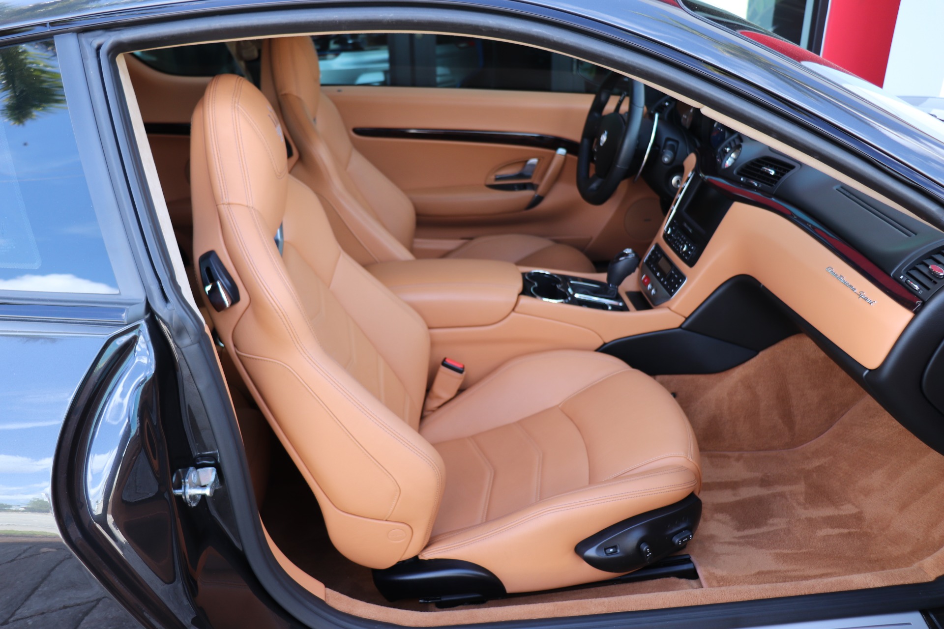 Used-2016-Maserati-GranTurismo-Sport