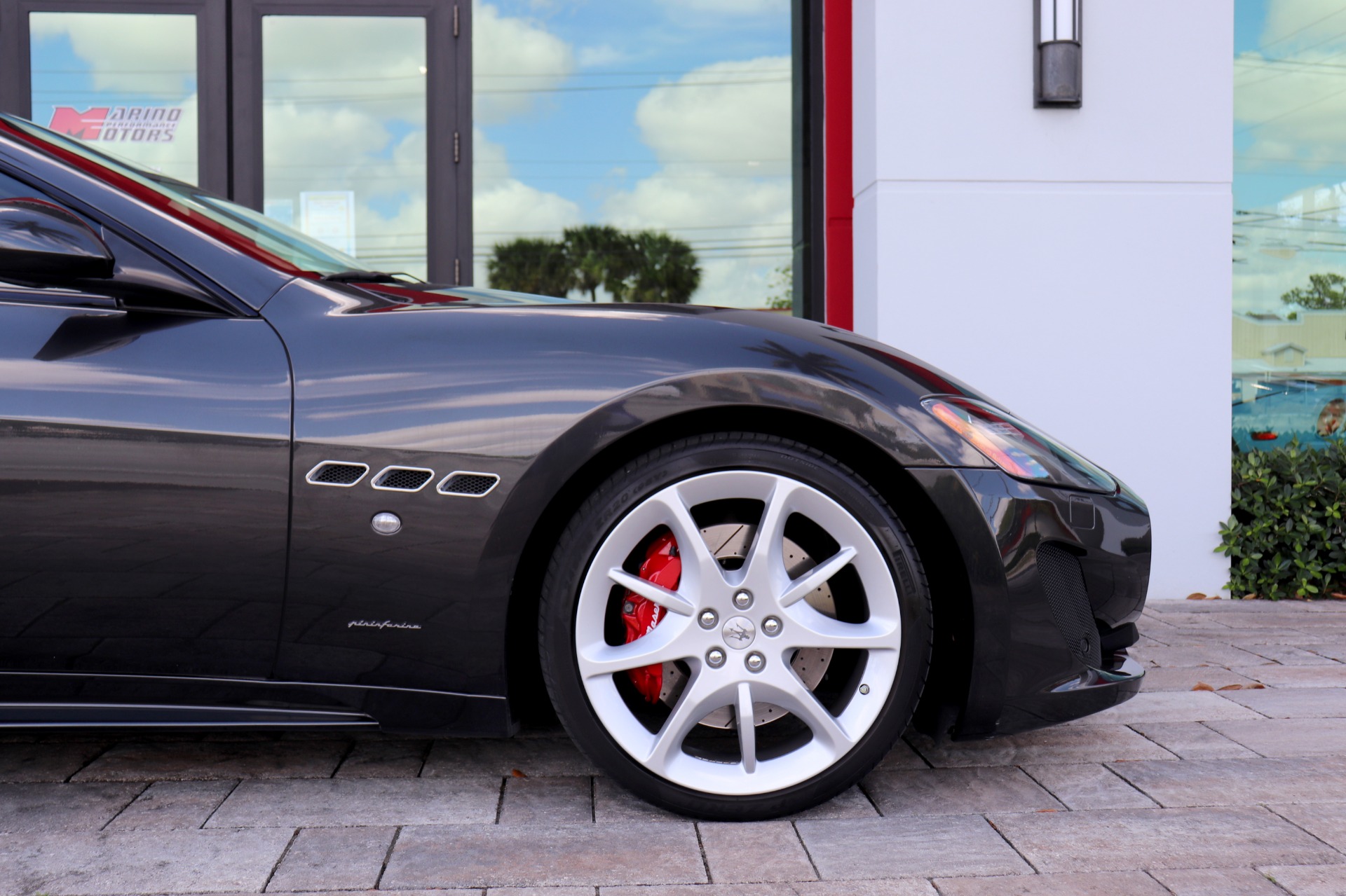 Used-2016-Maserati-GranTurismo-Sport