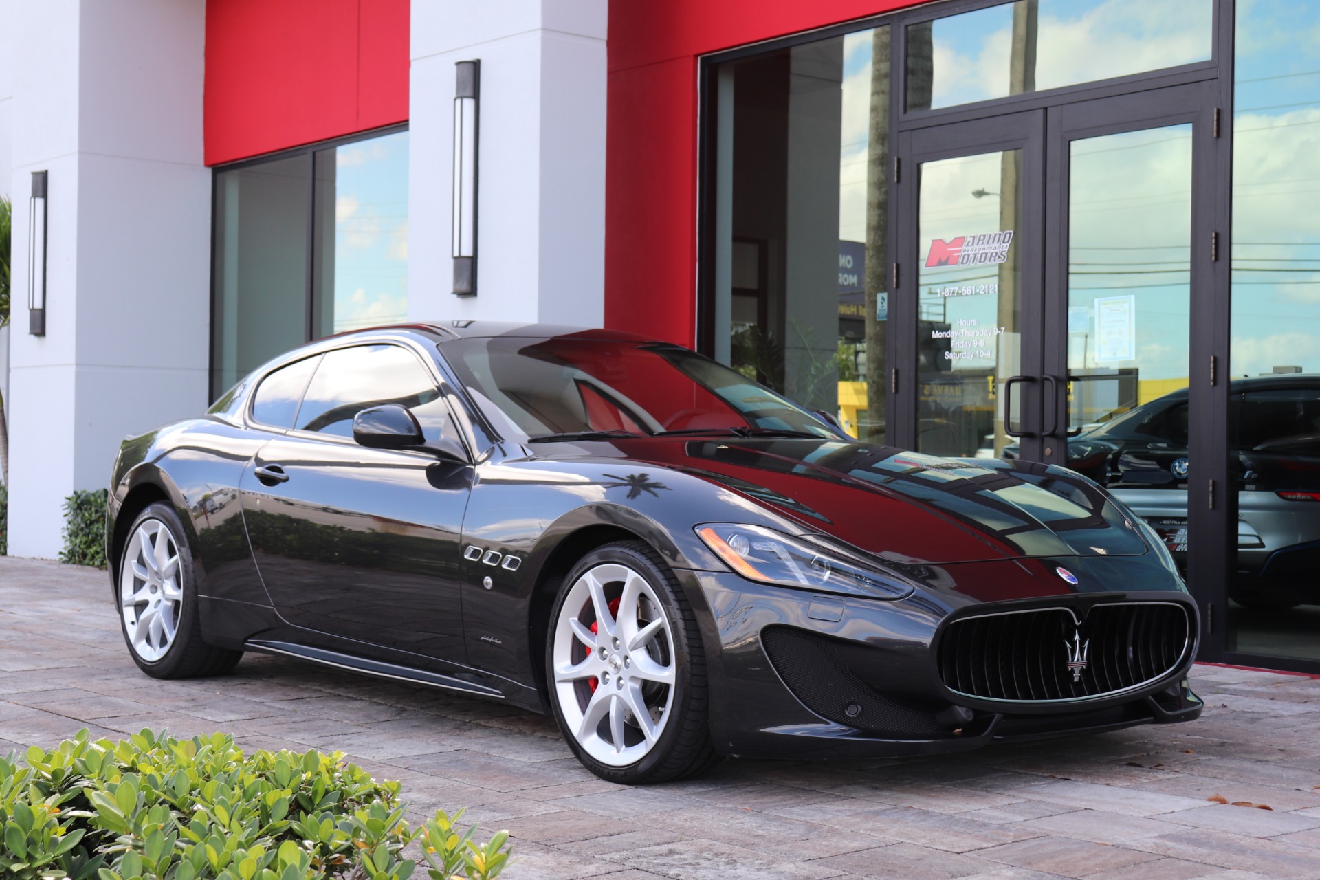 Used-2016-Maserati-GranTurismo-Sport
