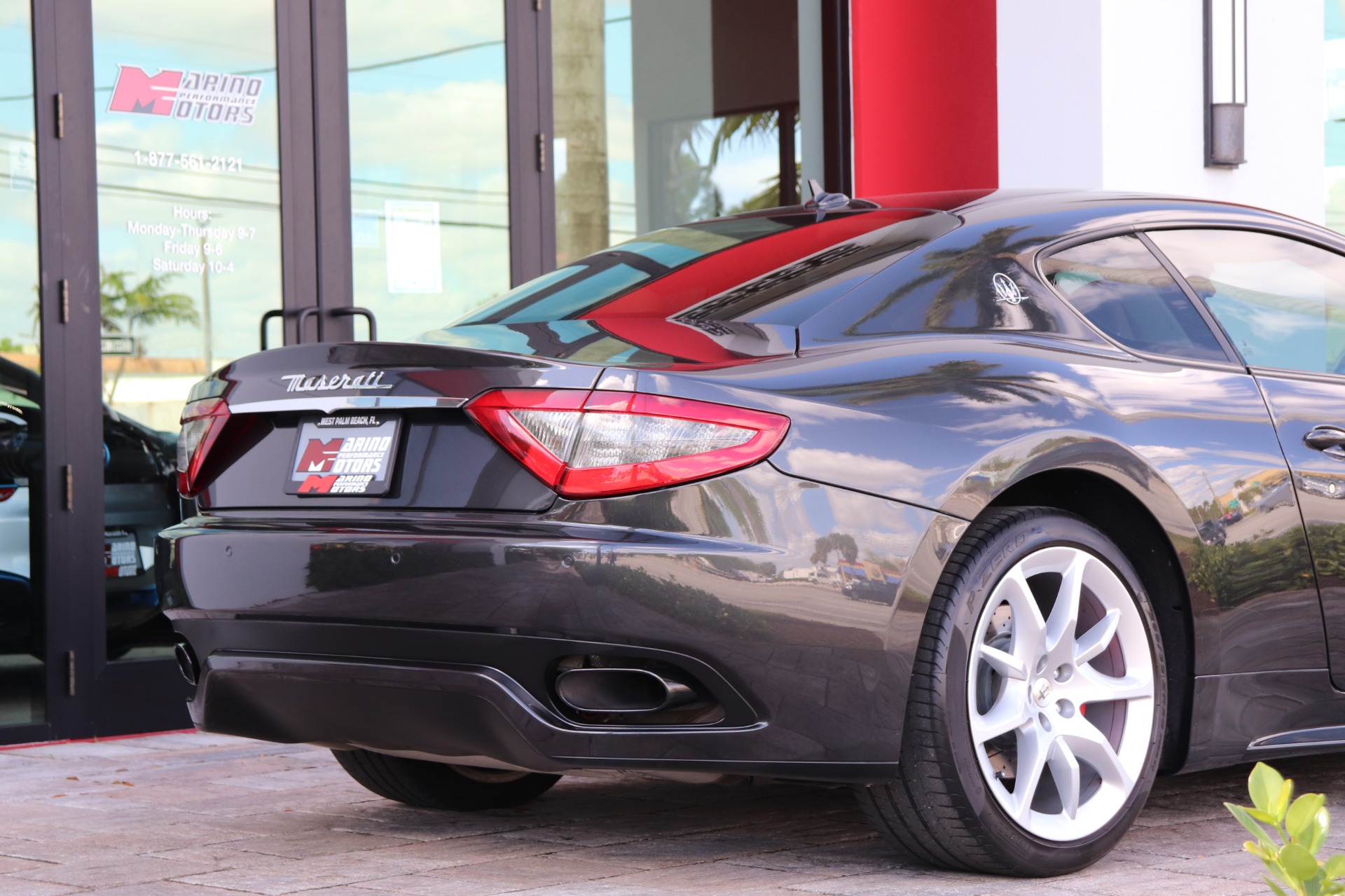 Used-2016-Maserati-GranTurismo-Sport