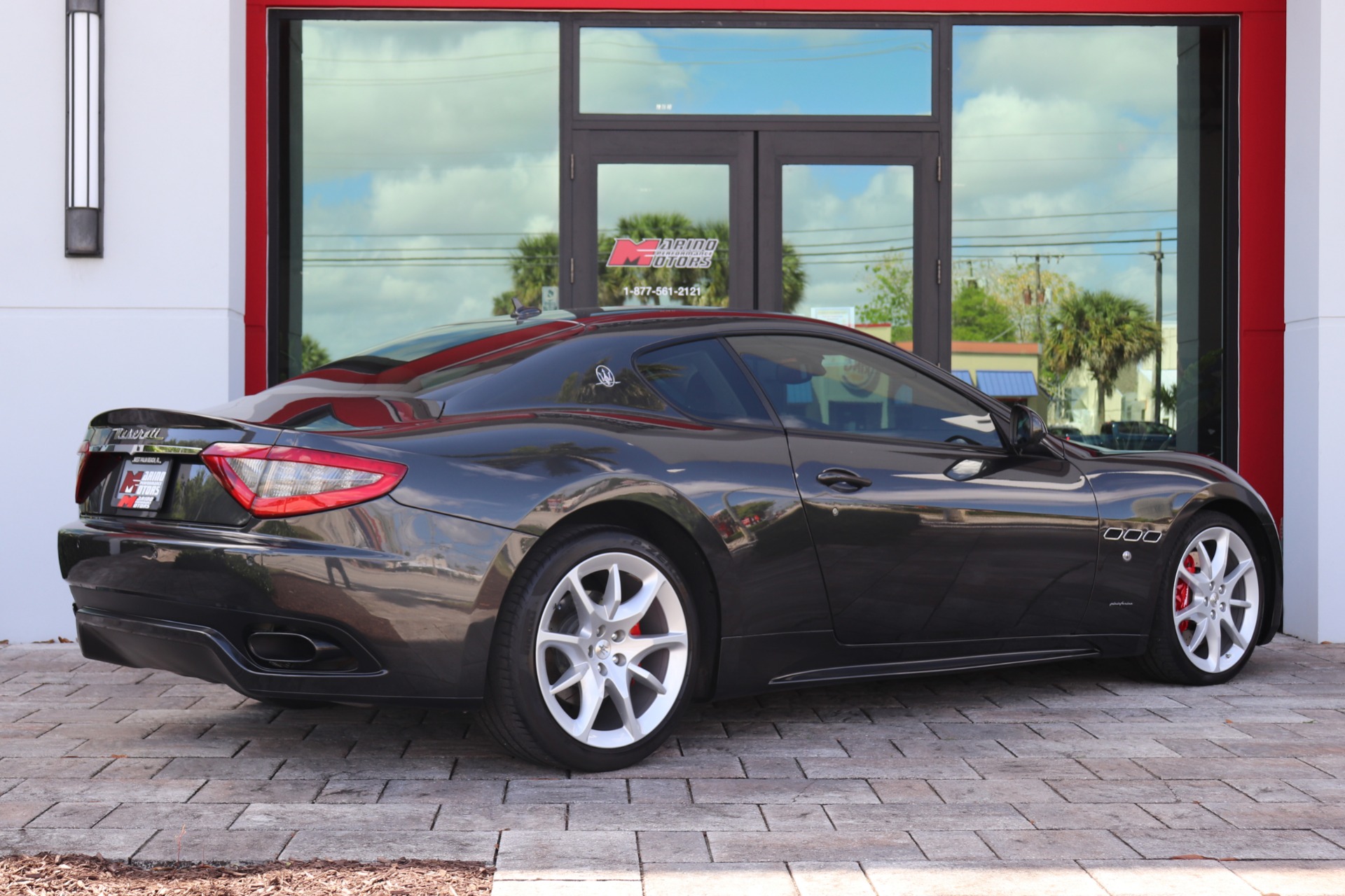 Used-2016-Maserati-GranTurismo-Sport