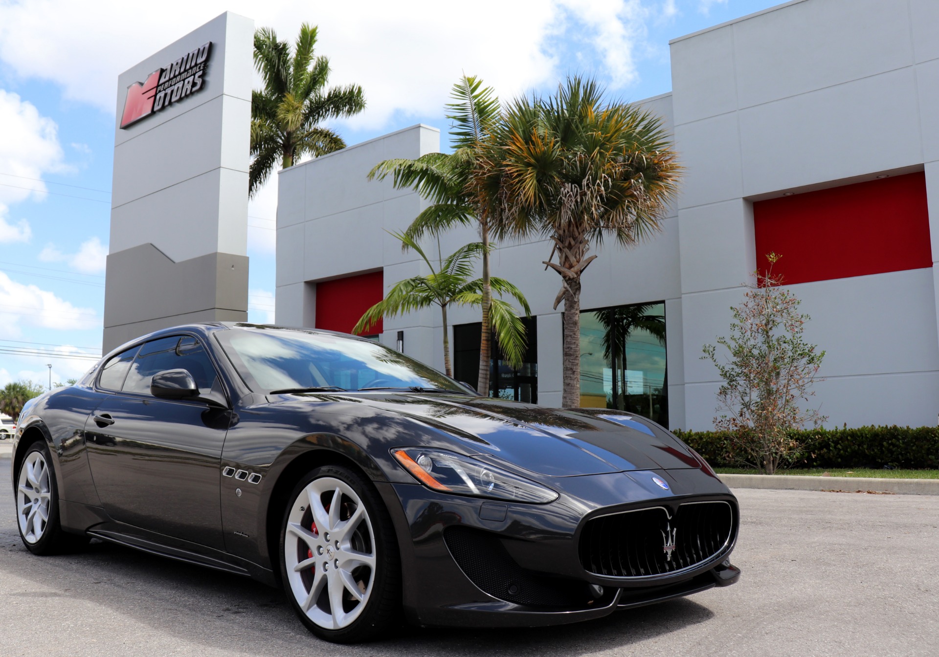 Used-2016-Maserati-GranTurismo-Sport