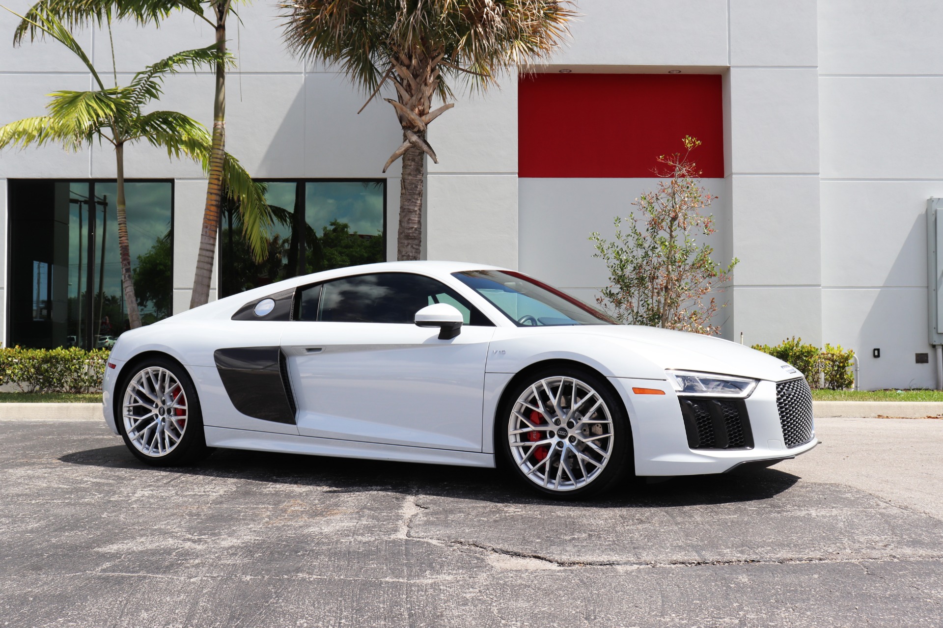 Used-2017-Audi-R8-52-quattro-V10